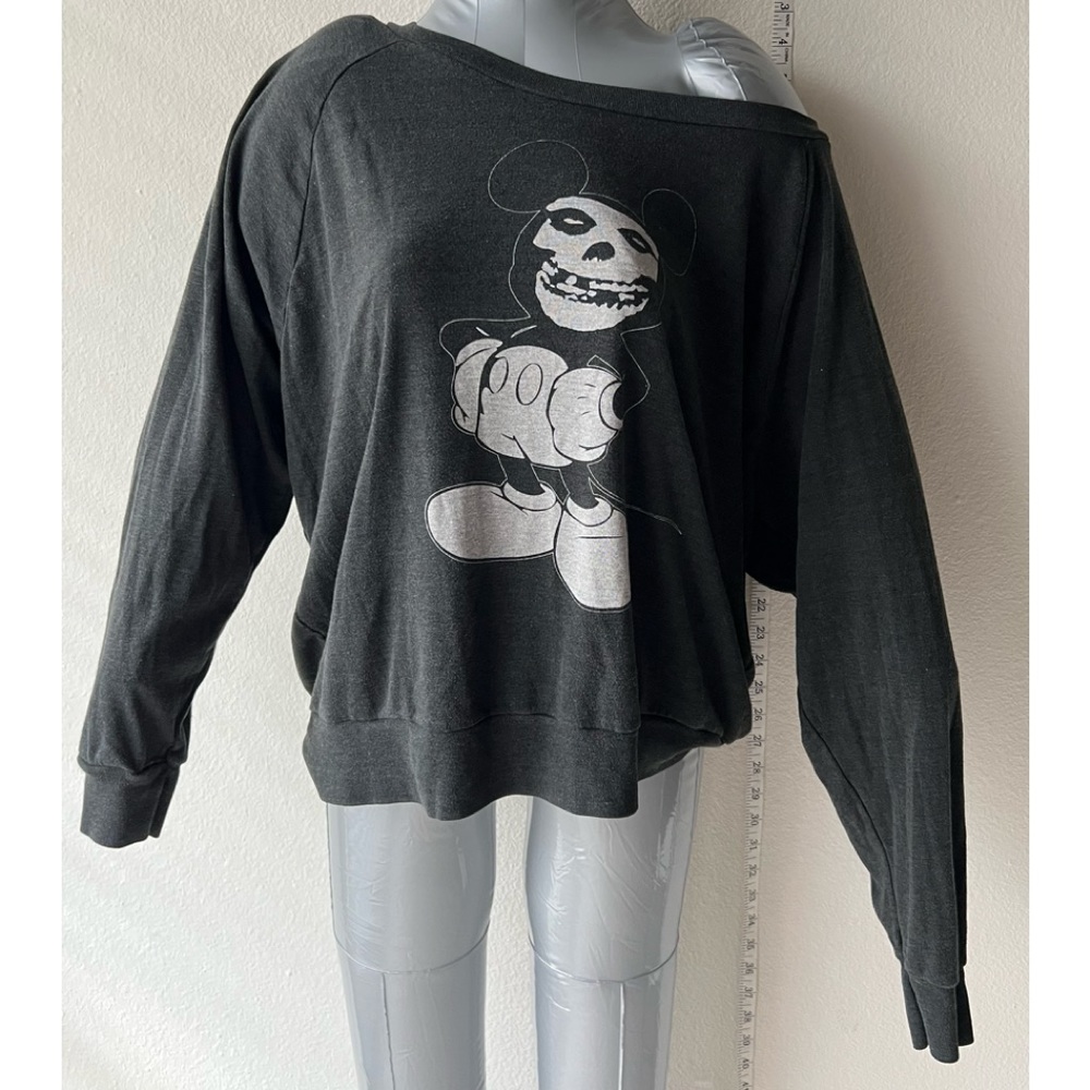 Hips And Hair - Size Girls Large - Baggy Top Used no stains or rips!